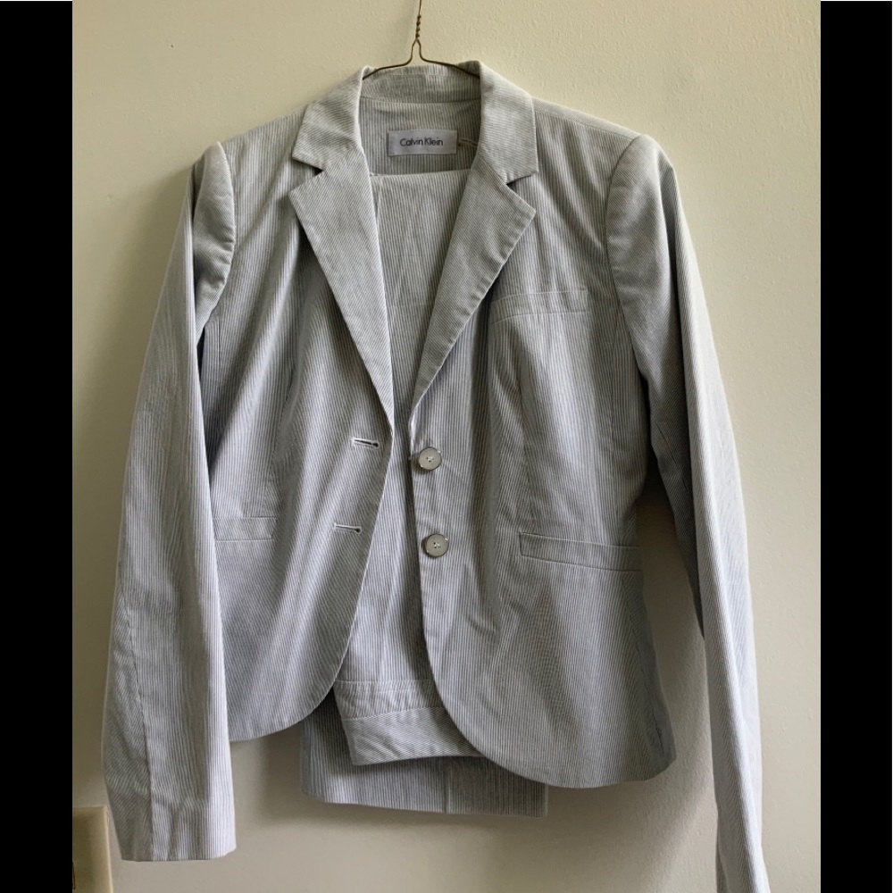 Calvin Klein full Woman’s suit